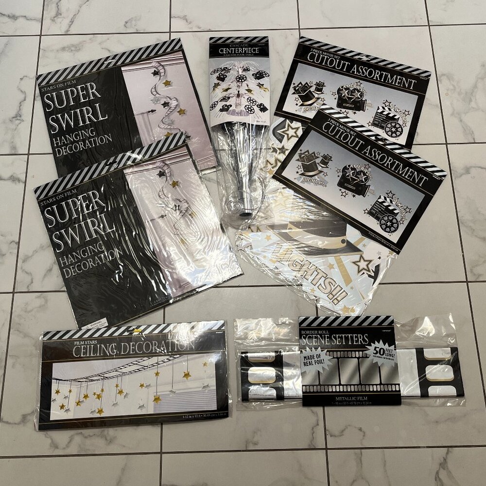 NWT - Hollywood Movie Theme Party Decor